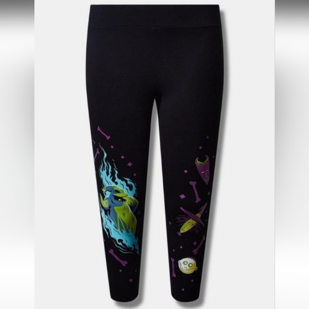 Torrid/Disney Nightmare Before Christmas Cropped Leggings